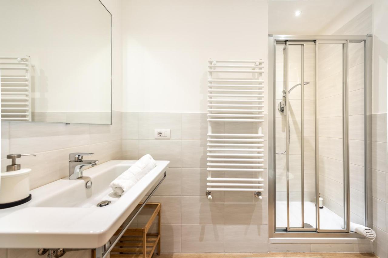 Double Room,893071597:JPEG